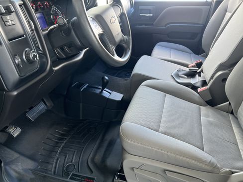 Used 2018 Chevrolet Silverado 1500 Custom w/ LPO, Black Pack AWD/4WD image 13