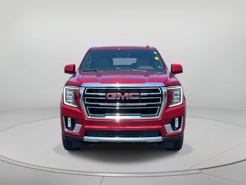 Used 2023 GMC Yukon XL SLT w/ SLT Premium Package AWD/4WD image 9