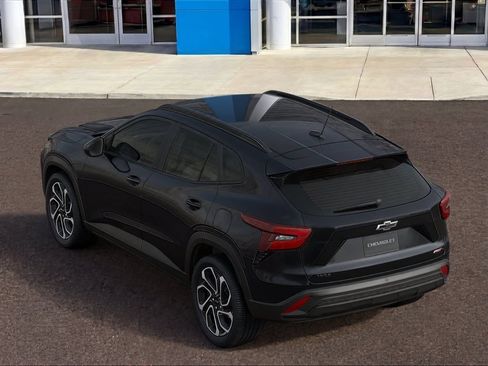 New 2026 Chevrolet Trax RS w/ Driver Confidence Package FWD image 2