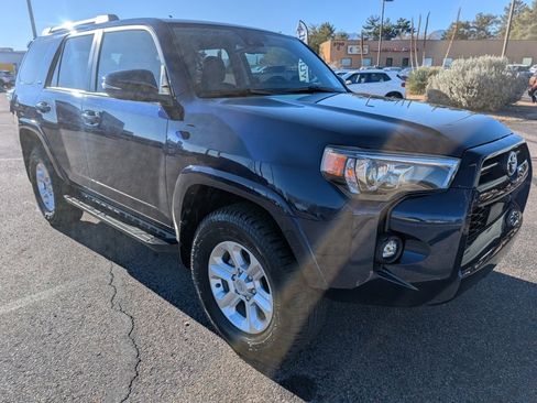 Used 2022 Toyota 4Runner SR5 Premium image 7
