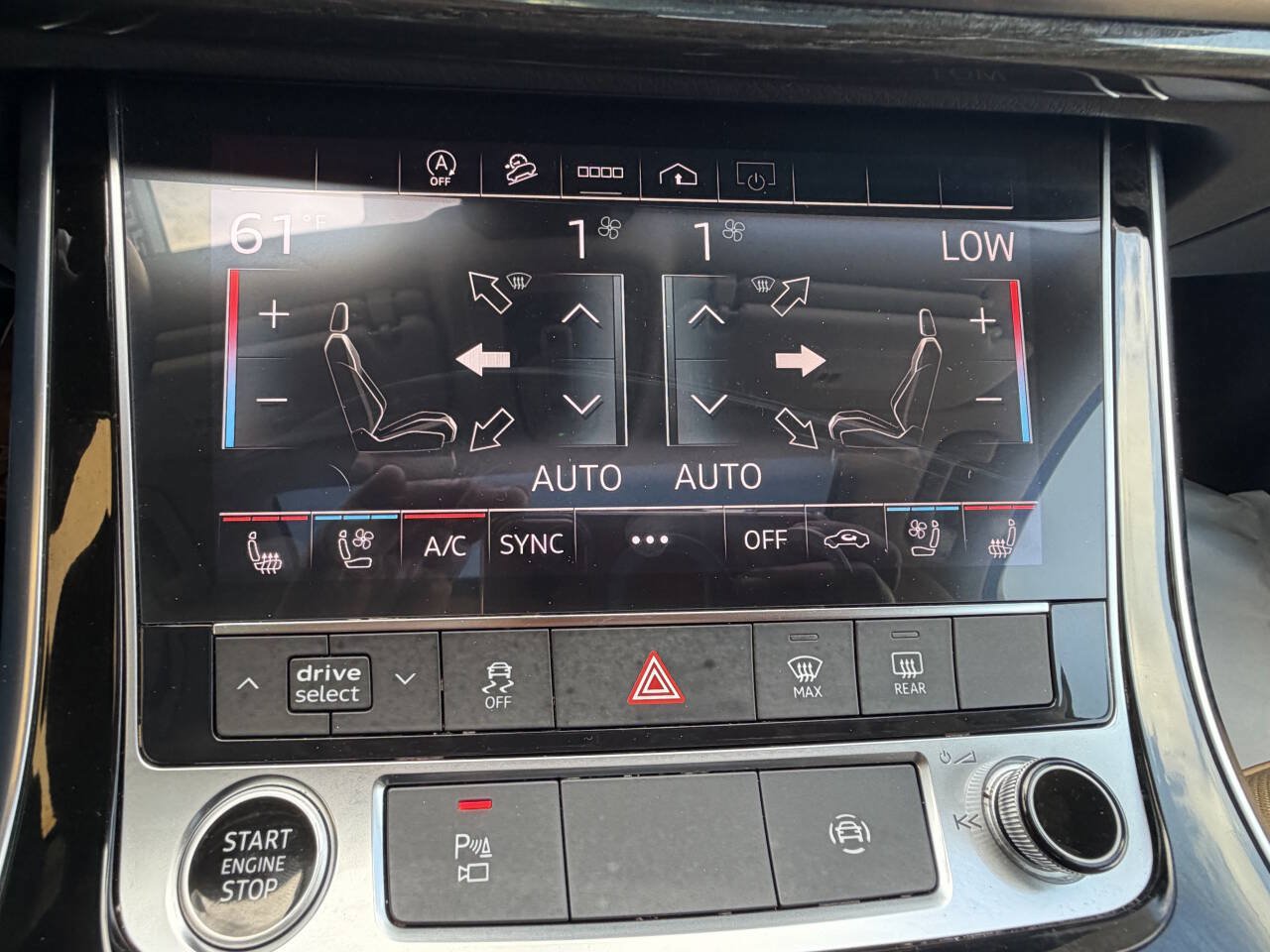 Used 2023 Audi Q7 3.0T Premium Plus w/ Premium Plus Package AWD/4WD image 33