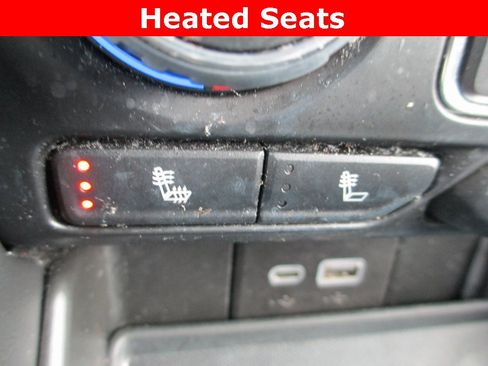 Used 2023 Chevrolet Suburban RST w/ Luxury Package image 16