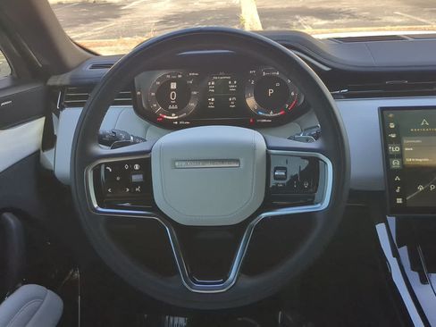 Certified 2025 Land Rover Range Rover Sport AWD/4WD image 25