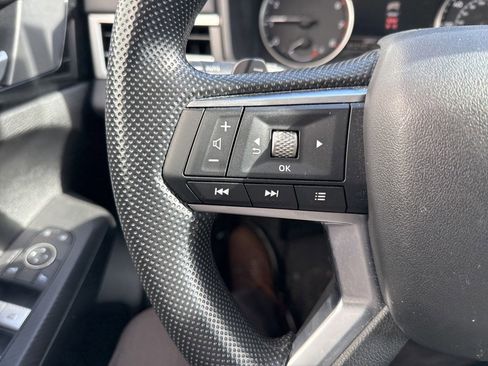 Used 2025 Mitsubishi Outlander ES image 9