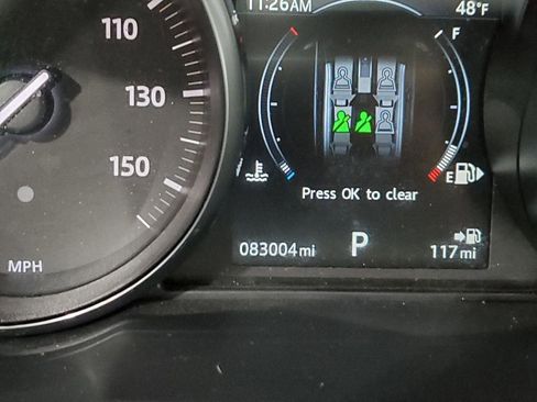 Used 2017 Land Rover Range Rover Evoque HSE image 38