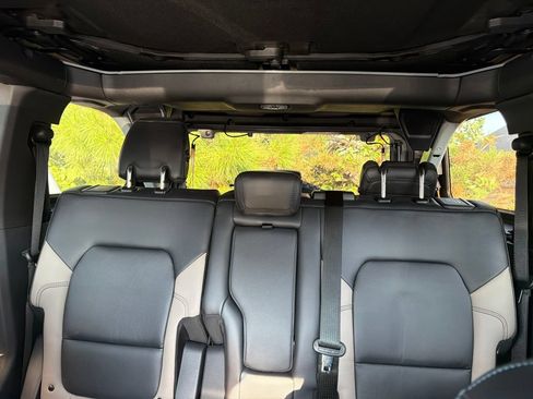 Used 2024 Ford Bronco Wildtrak AWD/4WD image 24