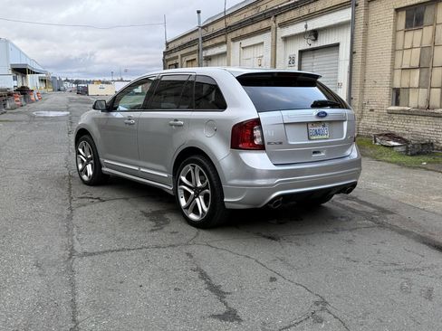 Used 2011 Ford Edge Sport w/ Driver Entry Pkg AWD/4WD image 7
