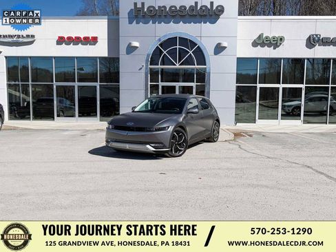 Used 2024 Hyundai Ioniq 5 SEL image 1