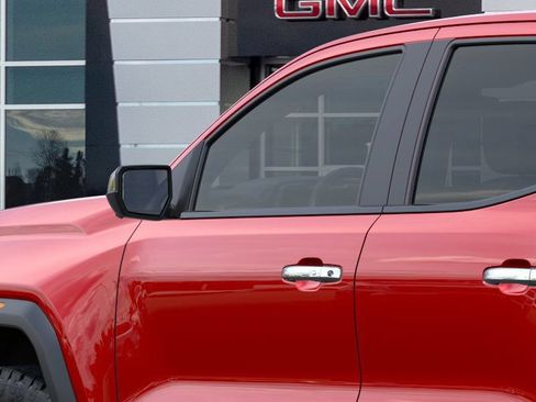 New 2026 GMC Canyon Denali AWD/4WD image 15