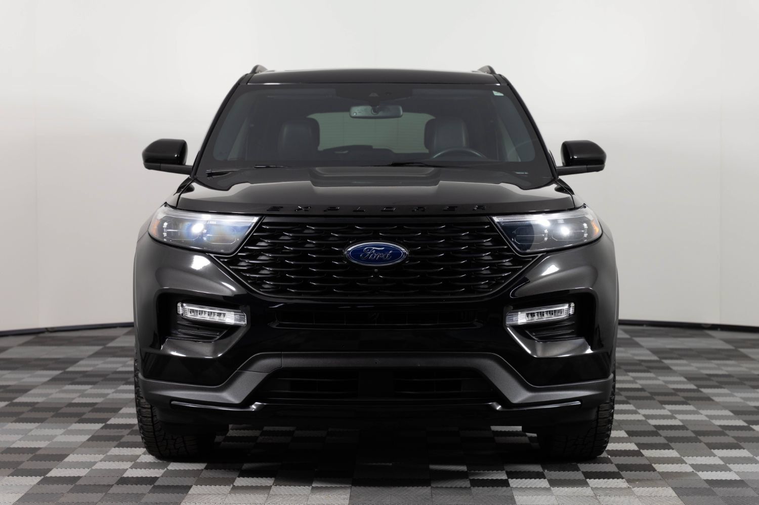Used 2022 Ford Explorer ST-Line w/ Class IV Trailer Tow Package AWD/4WD image 11