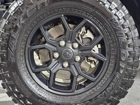 Used 2024 Jeep Wrangler Unlimited Sport AWD/4WD image 33