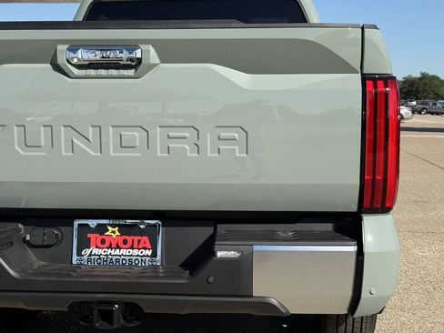 Used 2026 Toyota Tundra Limited w/ Power Package AWD/4WD image 5