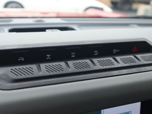 Used 2021 Ford Bronco Badlands image 88