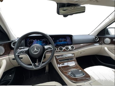 Used 2022 Mercedes-Benz E 450 4MATIC All-Terrain Wagon image 34