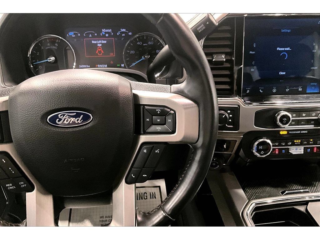 Used 2022 Ford F450 Platinum w/ FX4 Off-Road Package AWD/4WD image 21