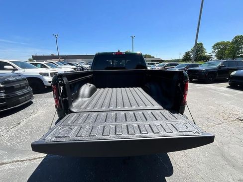 New 2026 RAM 1500 Big Horn AWD/4WD image 7