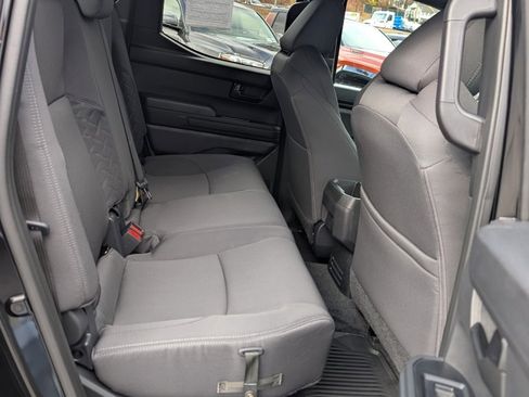 Certified 2025 Toyota Tacoma SR5 image 18