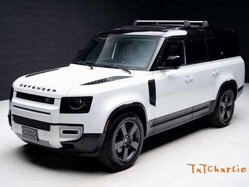 Used 2023 Land Rover Defender 130 SE image 1