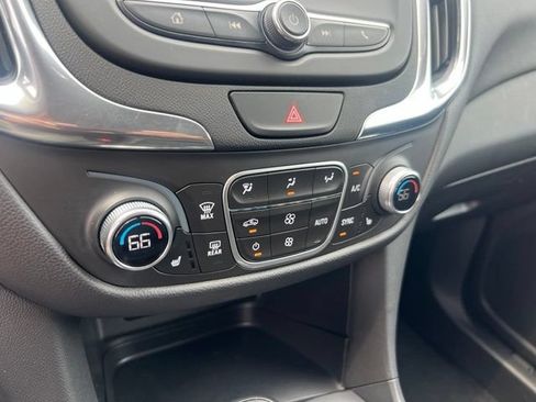 Used 2019 Chevrolet Equinox LT w/ Driver Convenience Package AWD/4WD image 14