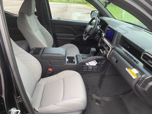 New 2025 Toyota Tacoma SR5 image 30