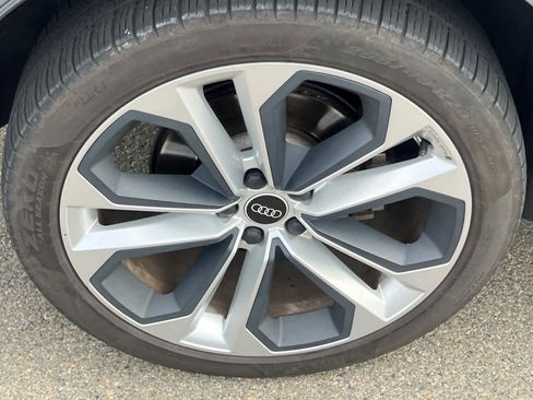 Used 2021 Audi Q3 2.0T Premium Plus AWD/4WD image 17