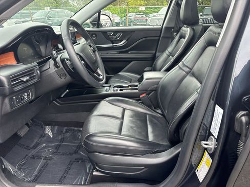 Certified 2021 Lincoln Corsair Reserve w/ Equipment Group 201A image 11