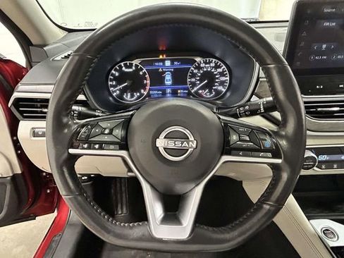 Used 2024 Nissan Altima 2.5 SL FWD image 22