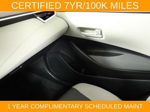 Used 2025 Toyota Corolla LE FWD image 16