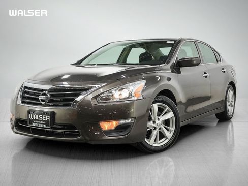 Used 2013 Nissan Altima 2.5 SV FWD image 1