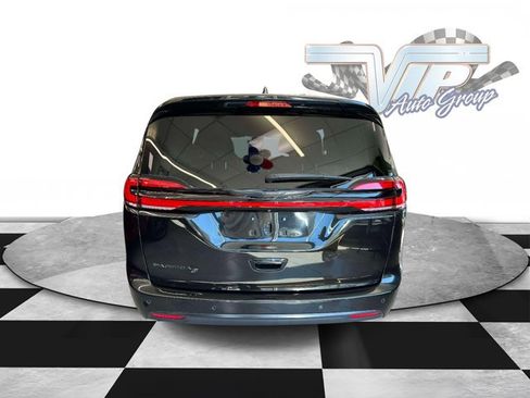 Certified 2021 Chrysler Pacifica Touring-L w/ S Appearance Package FWD image 5