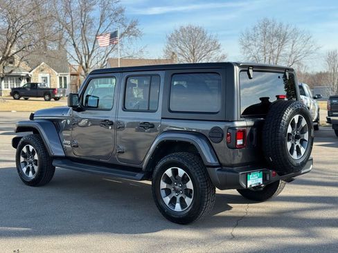 Used 2021 Jeep Wrangler Unlimited Sahara AWD/4WD image 6