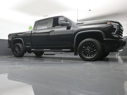 Used 2024 Chevrolet Silverado 3500 LT w/ Midnight Edition AWD/4WD image 26