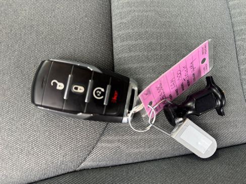 Certified 2021 RAM 1500 Big Horn image 33