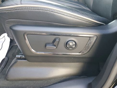 Used 2023 RAM 1500 Limited image 19