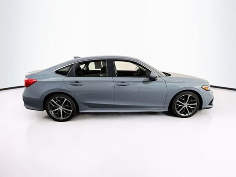 Used 2023 Honda Civic Touring image 4