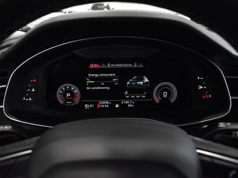 Used 2023 Audi Q8 Premium Plus w/ Premium Plus Package image 17