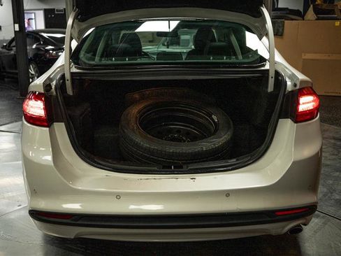 Used 2015 Ford Fusion SE w/ Equipment Group 502A image 7