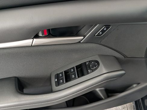 Certified 2020 MAZDA MAZDA3 Sedan image 11