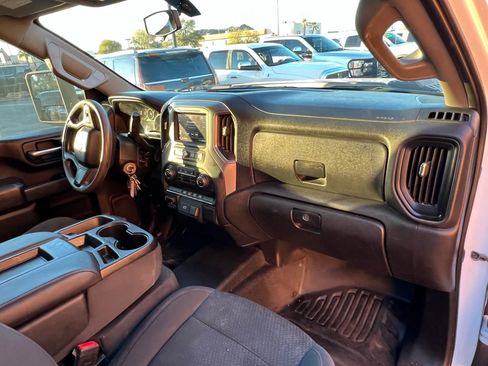 Used 2020 Chevrolet Silverado 2500 W/T w/ WT Convenience Package image 17