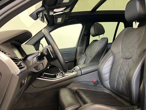 Certified 2023 BMW X5 xDrive40i w/ Parking Assistance Package image 5