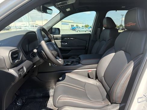 New 2026 Honda Pilot TrailSport image 9
