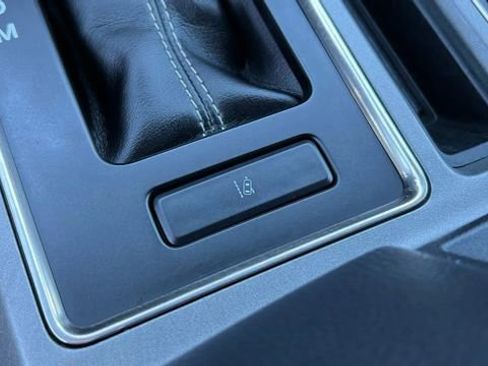 Used 2019 Ford F150 Raptor w/ Equipment Group 802A Luxury image 36