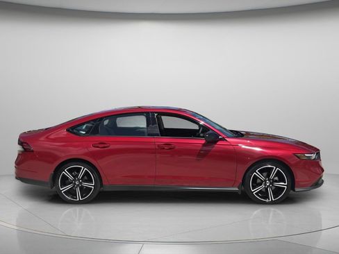 Used 2026 Honda Accord SE image 3
