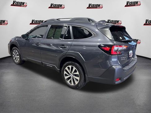 Used 2024 Subaru Outback Premium AWD/4WD image 7