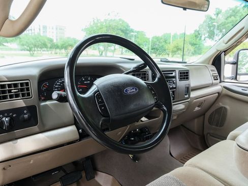 Used 2003 Ford F350 XLT RWD image 46