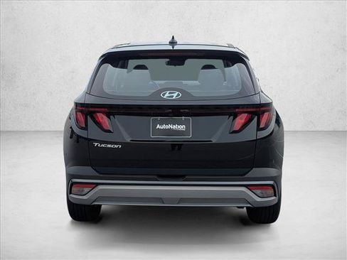 Used 2026 Hyundai Tucson SE FWD image 6