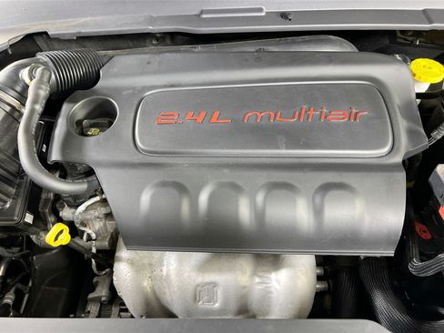 Used 2022 Jeep Compass Trailhawk w/ Sun and Sound Group AWD/4WD image 28