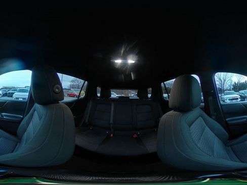 Used 2025 Chevrolet Equinox LT image 41