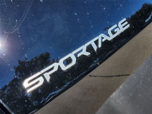New 2026 Kia Sportage EX image 7