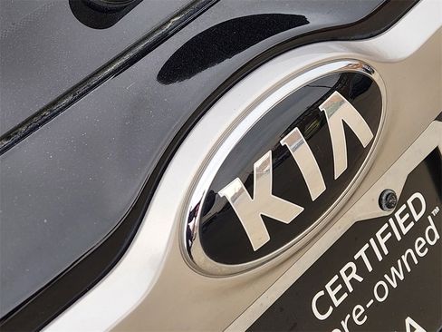 Used 2021 Kia Seltos LX image 11